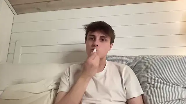 Snapshot of NoahhSkye chatting on 02.06.26 NoahhSkye online show from 02.06.26