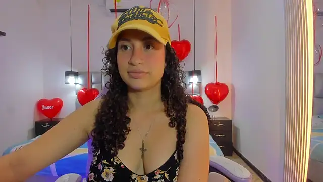 NoaMalak7 online show from 02.15.26