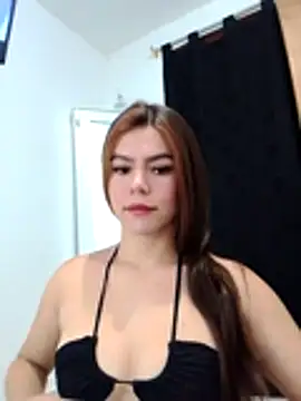 EmiNavarro online show from 07.05.26