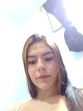 EmiNavarro online show from 07.12.26