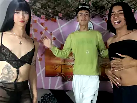 Dapnhe hot2006 online show from 03.23.26