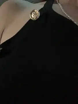 Snapshot of Lavi_bbaby chatting on 02.14.26 Lavi bbaby online show from 02.14.26