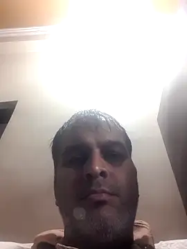 Snapshot of indiandesivillegeboy chatting on 06.12.26 indiandesivillegeboy online show from 06.12.26