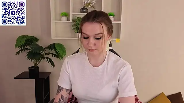 Amy Davisss online show from 04.05.26