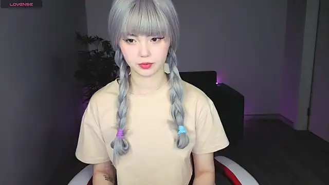 Snapshot of PONKY_PINKY chatting on 05.02.26 PONKY PINKY online show from 05.02.26