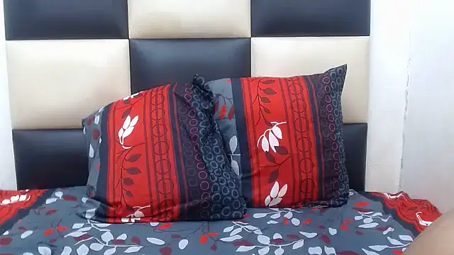 Snapshot of MatureTemptress chatting on 03.22.26 MatureTemptress online show from 03.22.26