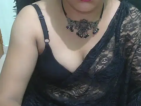 Snapshot of Cute_Sheetal chatting on 07.18.26 Cute Sheetal online show from 07.18.26