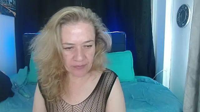 Snapshot of andreea_xx chatting on 02.13.26 andreea xx online show from 02.13.26