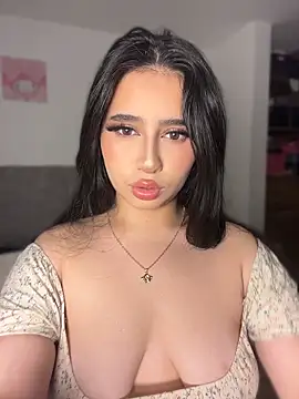 Snapshot of Sofiia_Vegaa chatting on 04.29.26 Sofiia Vegaa online show from 04.29.26