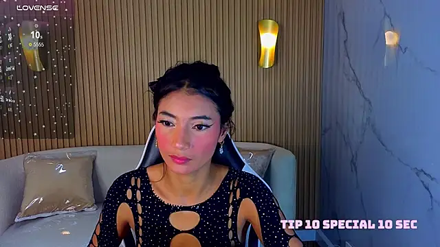 Snapshot of Perla_Moon_Tx chatting on 02.21.26 Perla Moon Tx online show from 02.21.26