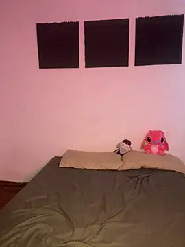 Snapshot of babykarita_ chatting on 02.25.26 babykarita online show from 02.25.26