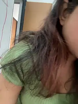 Snapshot of riya_sharma11 chatting on 02.11.26 riya sharma11 online show from 02.11.26