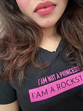 Snapshot of riya_sharma11 chatting on 02.19.26 riya sharma11 online show from 02.19.26