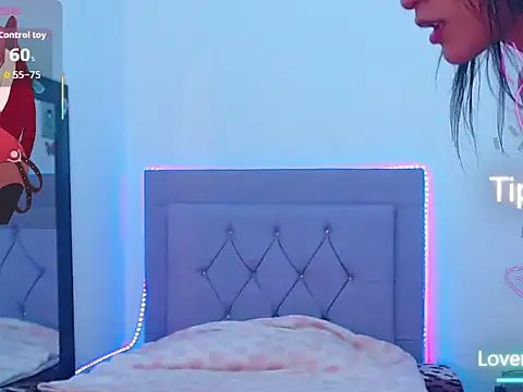 moonlyvelvet online show from 02.09.26