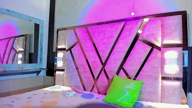 salem rosee online show from 04.15.26