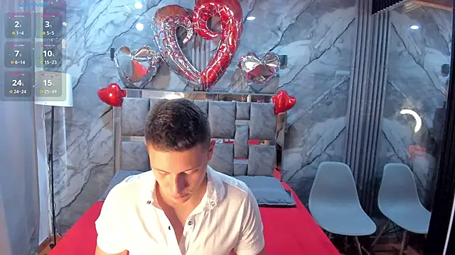 Snapshot of Manson_and_Zoe chatting on 02.15.26 Manson and Zoe online show from 02.15.26