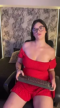 Dahlia-Rose online show from 02.11.26