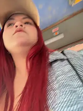 Lia-Moon77 online show from 03.28.26