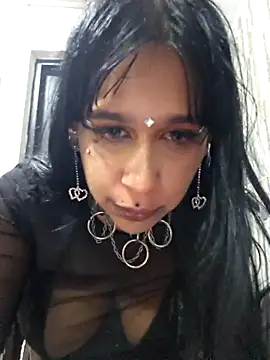 Snapshot of valen_ros chatting on 05.20.26 valen ros online show from 05.20.26