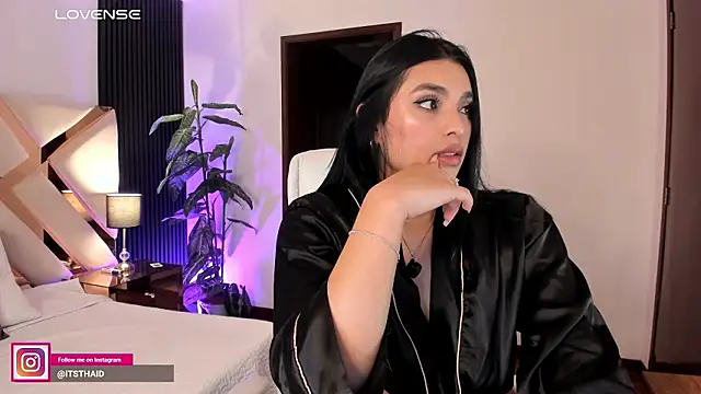 missthailand  online show from 03.10.26