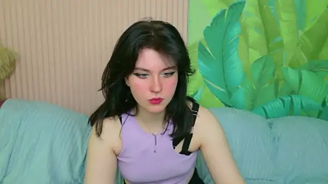 Snapshot of Milana_Bold chatting on 02.18.26 Milana Bold online show from 02.18.26