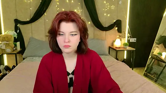 Milana Bold online show from 05.17.26