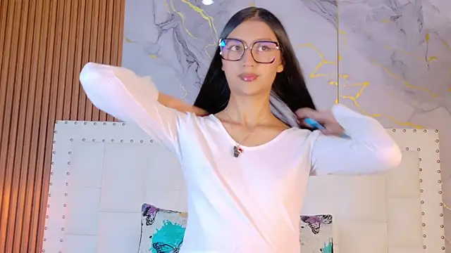 Snapshot of ThinPrincesss chatting on 03.07.26 ThinPrincesss online show from 03.07.26