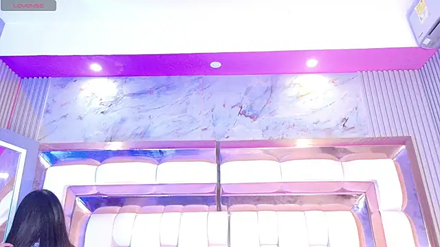 Snapshot of ThinPrincesss chatting on 03.08.26 ThinPrincesss online show from 03.08.26