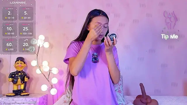 Snapshot of ThinPrincesss chatting on 04.07.26 ThinPrincesss online show from 04.07.26