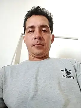 Snapshot of Santiago_vnz chatting on 02.19.26 Santiago vnz online show from 02.19.26