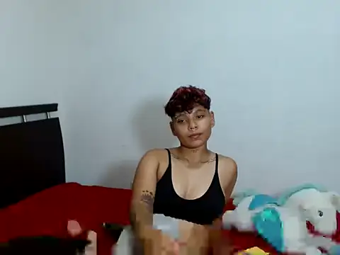 Snapshot of scarletfox__3 chatting on 02.06.26 scarletfox 3 online show from 02.06.26