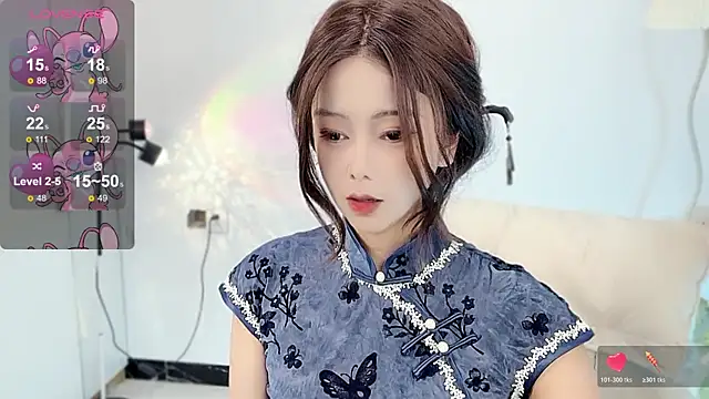 Snapshot of Memeli0 chatting on 05.28.26 Memeli0 online show from 05.28.26