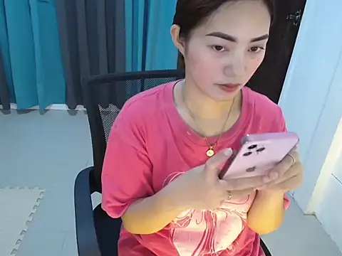 babydenxx69 online show from 03.18.26