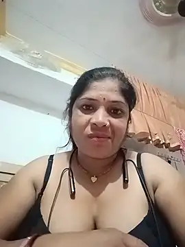 Snapshot of Horney_Bhabhi chatting on 06.24.26 Horney Bhabhi online show from 06.24.26