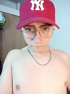 Emmanuel Lust online show from 02.27.26