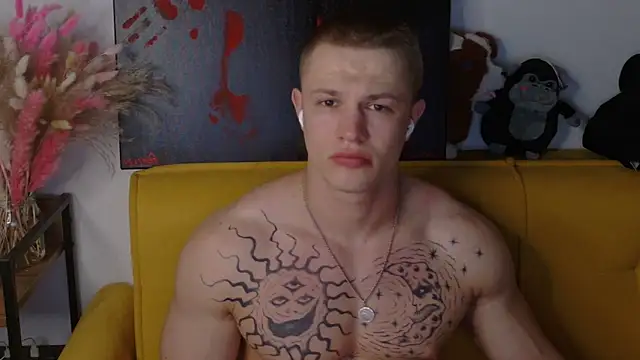 SterlingNoir online show from 04.08.26