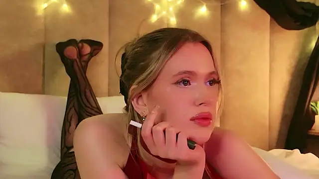 Beckie White online show from 04.05.26