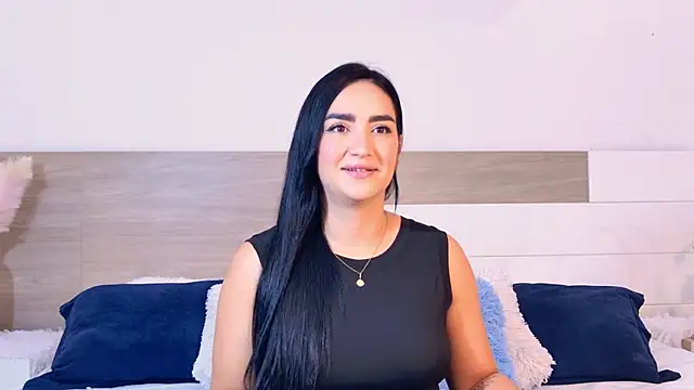 MaraGrief  online show from 04.10.26