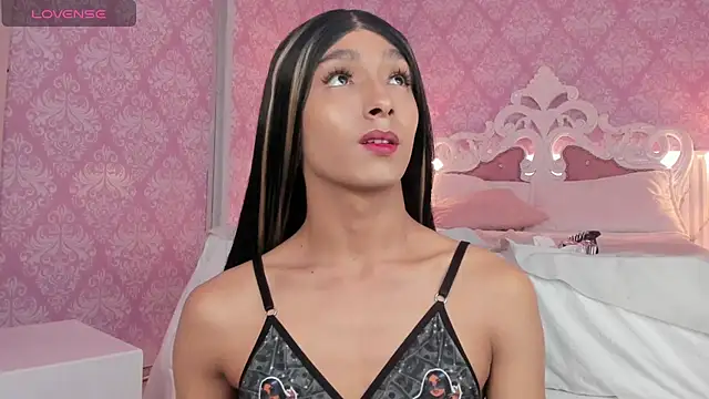 Snapshot of _AdharaSkinny chatting on 02.17.26 AdharaSkinny online show from 02.17.26