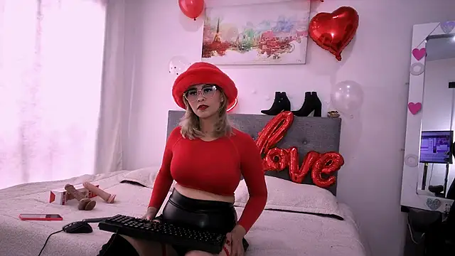 Sharlott 3 online show from 02.14.26