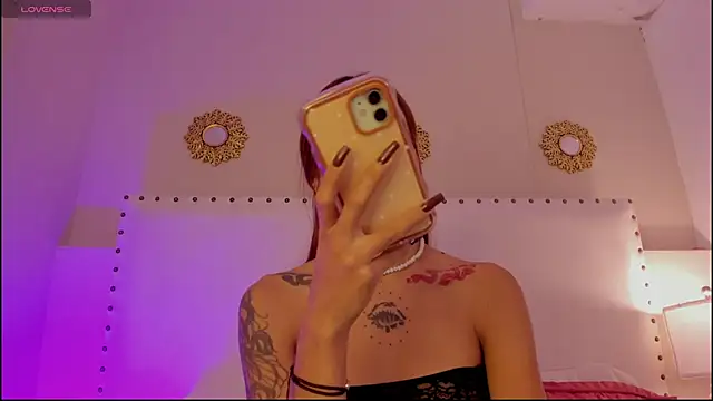 Snapshot of Zoe_star_ chatting on 02.26.26 Zoe star online show from 02.26.26