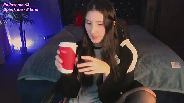 Snapshot of avrora_shy_ chatting on 03.03.26 avrora shy online show from 03.03.26