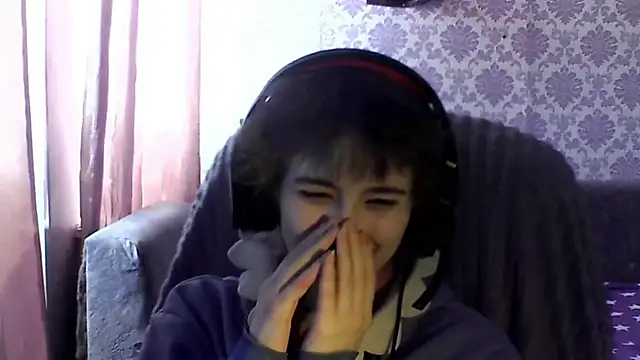 Snapshot of Angels_corner chatting on 02.15.26 Angels corner online show from 02.15.26