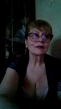 Snapshot of SophieBurns chatting on 06.27.26 SophieBurns online show from 06.27.26