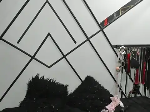 PaulaSchumacher online show from 02.12.26