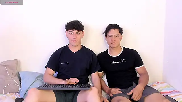 Snapshot of hans_andres17 chatting on 02.16.26 hans andres17 online show from 02.16.26