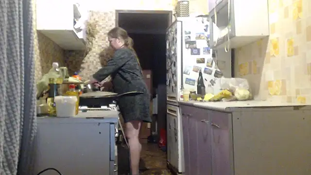 Snapshot of EliciaKush chatting on 03.03.26 EliciaKush online show from 03.03.26