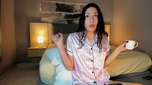 Snapshot of Rubii_Cutee chatting on 05.18.26 Rubii Cutee online show from 05.18.26