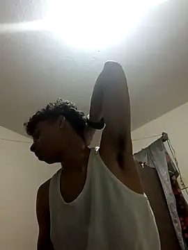 Snapshot of baby_22cm chatting on 03.15.26 baby 22cm online show from 03.15.26