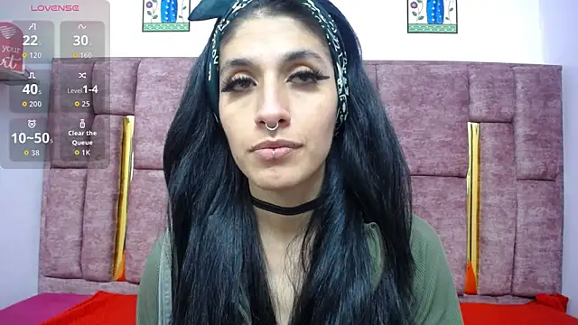 Snapshot of FRANCESCA_LOVE_ chatting on 04.10.26 FRANCESCA LOVE online show from 04.10.26